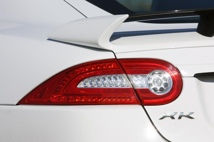  Jaguar XKR-S 2012 года  (фото 31 из 82)
